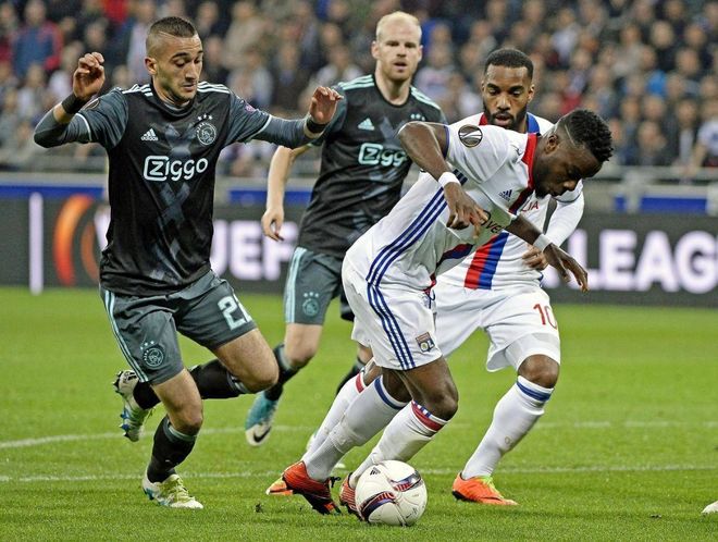 支球队突破 支球队突破